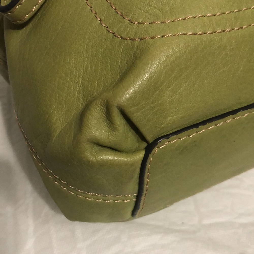 **MINT** Fossil Olive Green Leather Shoulder Bag - Picture 9 of 12
